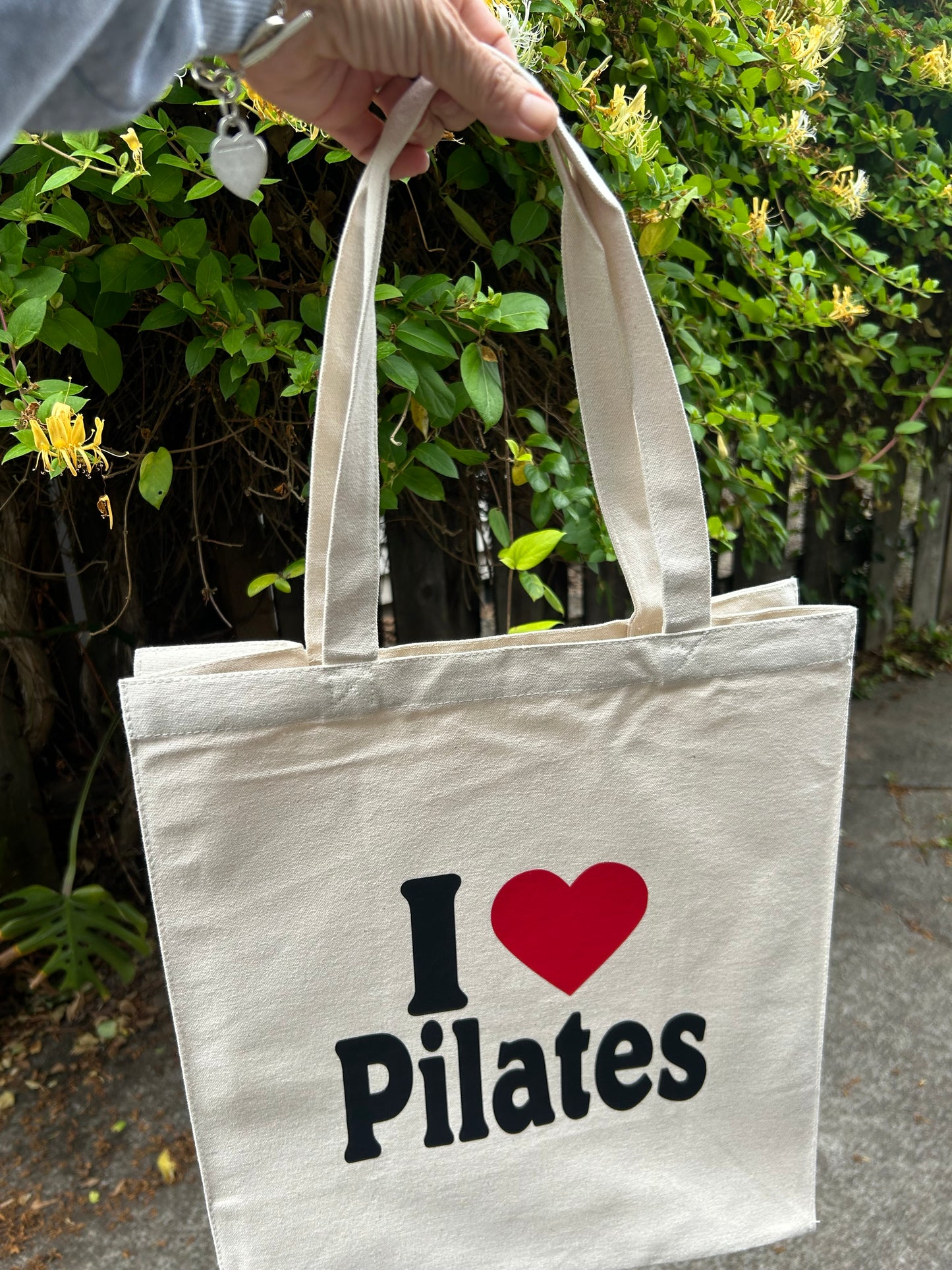 I love PilatesCanvas Tote - Fitness Bag | ThePilatesGirl